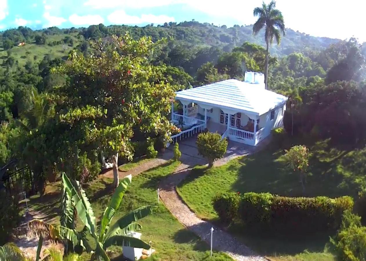 Casa Blanca Samana Apartment Las Galeras Luaran gambar